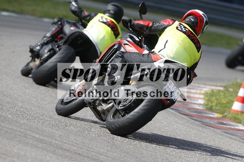 /15 13.05.2025 Max Racing ADR/Gruppe gruen/backside